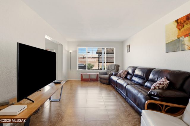 9209 E Baker Street, Tucson, AZ 85710