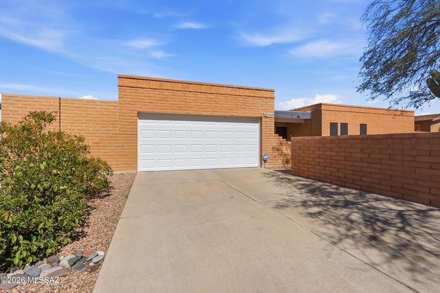 9209 E Baker Street, Tucson, AZ 85710