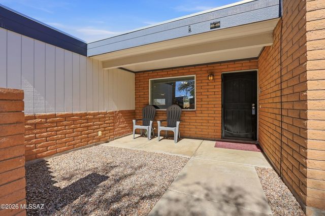 9209 E Baker Street, Tucson, AZ 85710