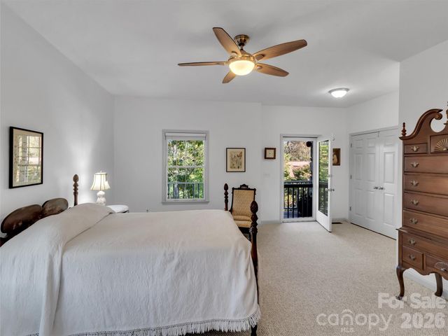 132 Aldersgate Road, Waynesville, NC 28786