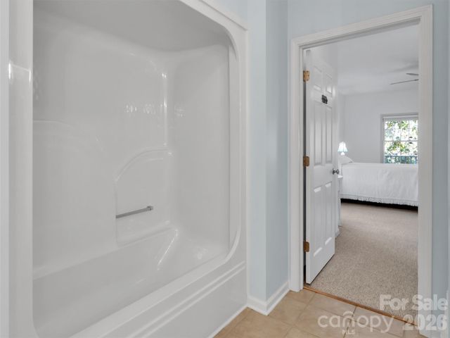 132 Aldersgate Road, Waynesville, NC 28786