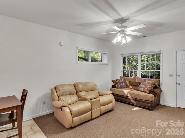 132 Aldersgate Road, Waynesville, NC 28786
