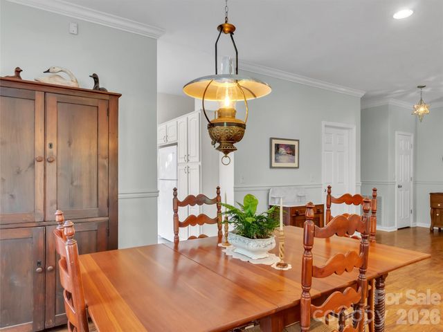 132 Aldersgate Road, Waynesville, NC 28786