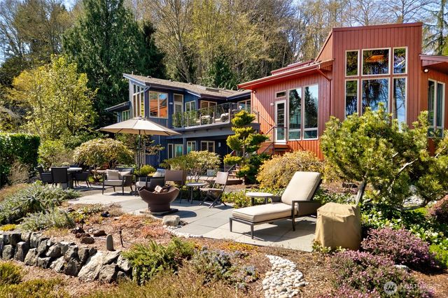 192 Montgomery Court, Port Ludlow, WA 98365