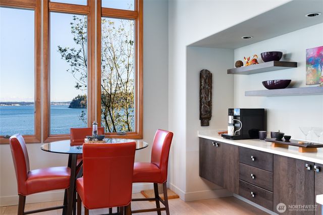 192 Montgomery Court, Port Ludlow, WA 98365
