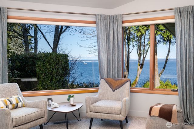 192 Montgomery Court, Port Ludlow, WA 98365