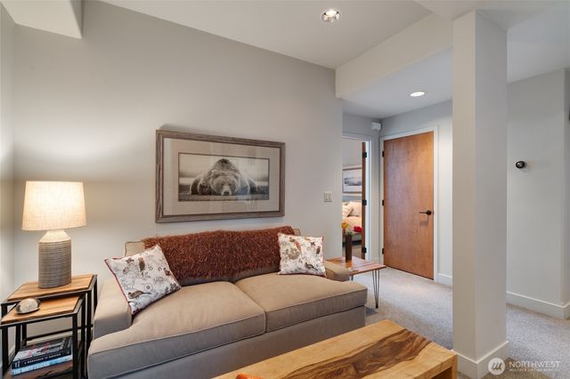 192 Montgomery Court, Port Ludlow, WA 98365