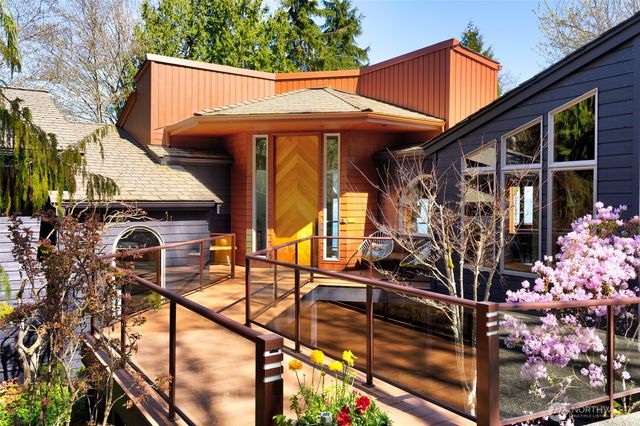 192 Montgomery Court, Port Ludlow, WA 98365