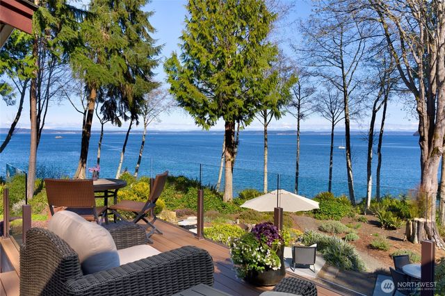 192 Montgomery Court, Port Ludlow, WA 98365
