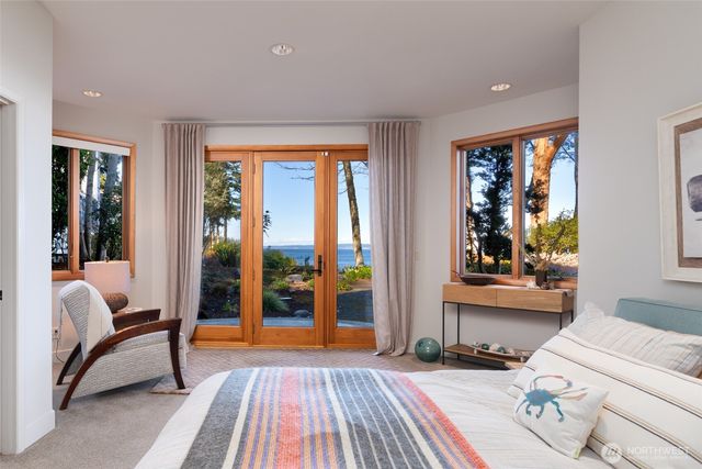 192 Montgomery Court, Port Ludlow, WA 98365