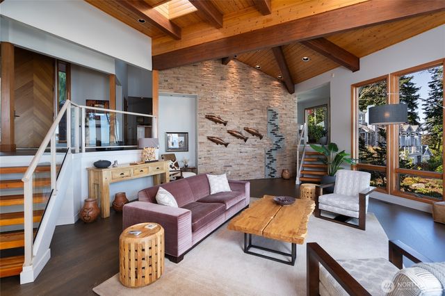 192 Montgomery Court, Port Ludlow, WA 98365