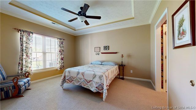2122 Pickwick Drive, New Albany, IN 47150