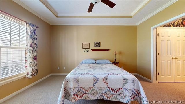2122 Pickwick Drive, New Albany, IN 47150