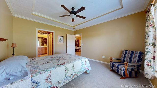 2122 Pickwick Drive, New Albany, IN 47150