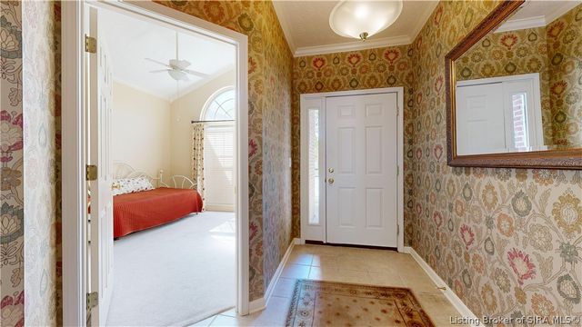 2122 Pickwick Drive, New Albany, IN 47150