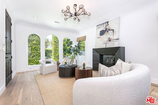 732 N Cherokee Avenue, Los Angeles, CA 90038