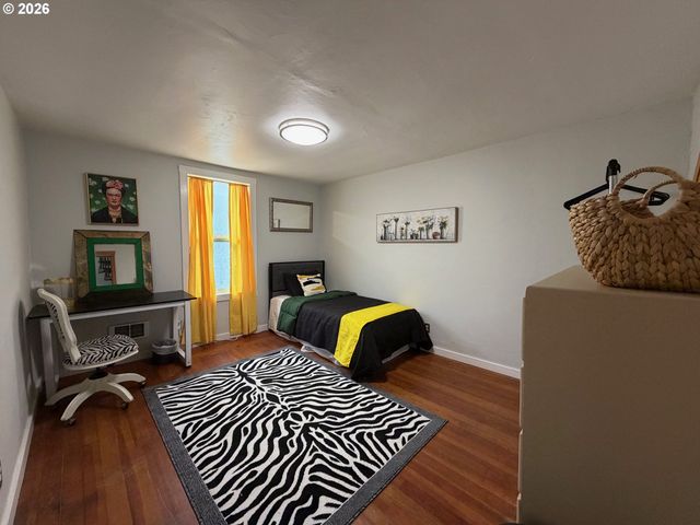 104 HOLEMAN Ave, Eugene, OR 97404