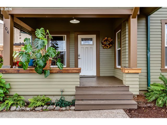 104 HOLEMAN Ave, Eugene, OR 97404