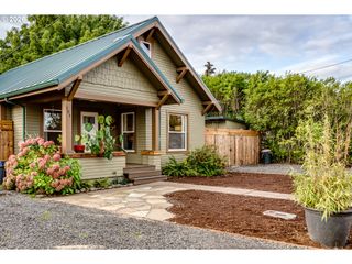 104 HOLEMAN Ave, Eugene, OR 97404