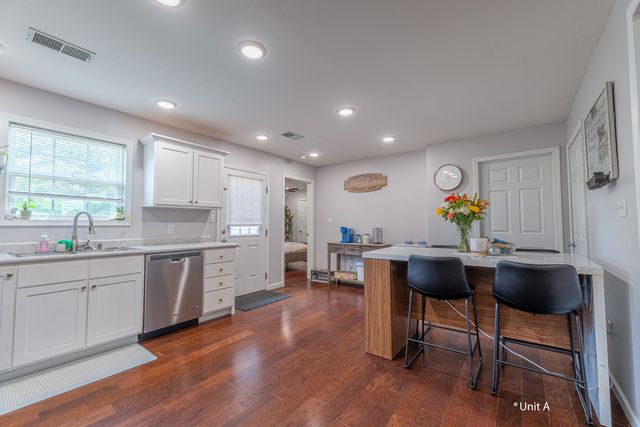 401 Johnny Drive, Science Hill, KY 42553