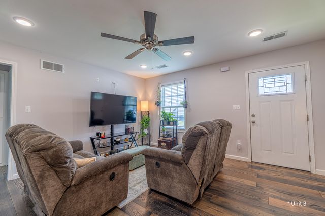 401 Johnny Drive, Science Hill, KY 42553