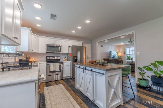 401 Johnny Drive, Science Hill, KY 42553