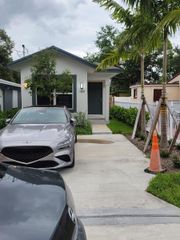 1809 NW 8th Pl, Fort Lauderdale, FL 33311