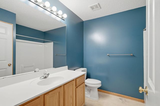 9816 Zinnia Lane N, Maple Grove, MN 55369