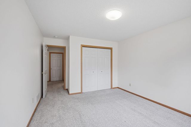 9816 Zinnia Lane N, Maple Grove, MN 55369