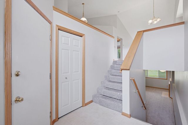 9816 Zinnia Lane N, Maple Grove, MN 55369