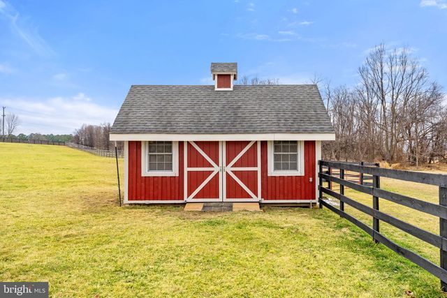 39054 OLD STAGE PL, Waterford, VA 20197