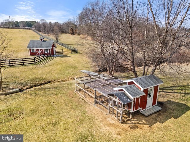 39054 OLD STAGE PL, Waterford, VA 20197