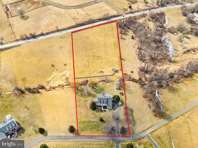 39054 OLD STAGE PL, Waterford, VA 20197