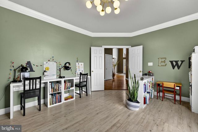 39054 OLD STAGE PL, Waterford, VA 20197