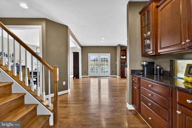 39054 OLD STAGE PL, Waterford, VA 20197