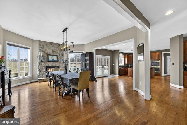 39054 OLD STAGE PL, Waterford, VA 20197