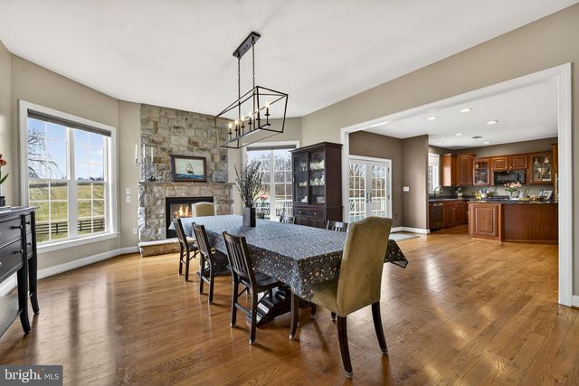 39054 OLD STAGE PL, Waterford, VA 20197