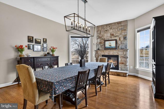 39054 OLD STAGE PL, Waterford, VA 20197