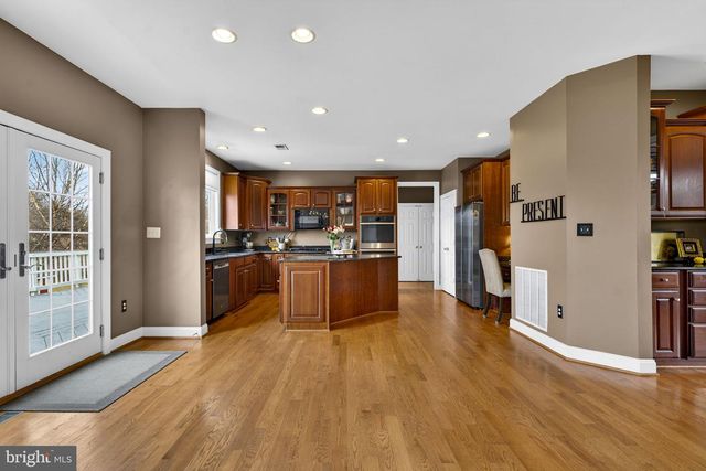 39054 OLD STAGE PL, Waterford, VA 20197