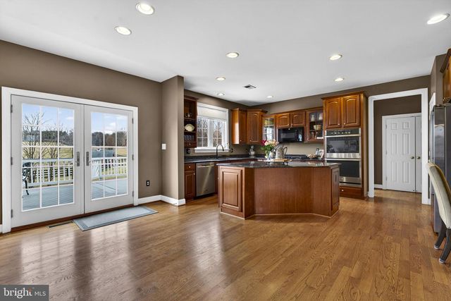 39054 OLD STAGE PL, Waterford, VA 20197