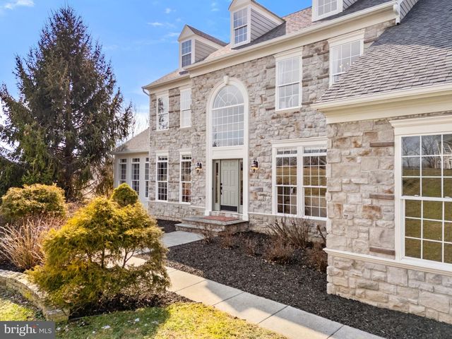 39054 OLD STAGE PL, Waterford, VA 20197