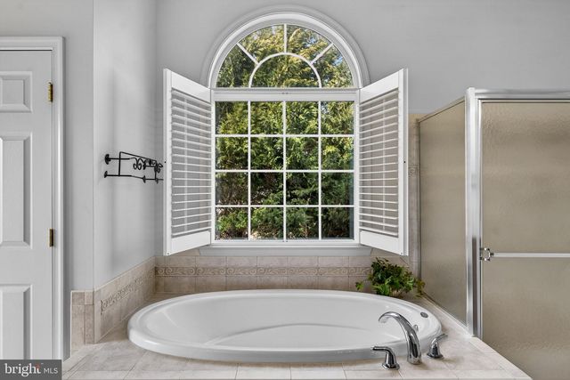 39054 OLD STAGE PL, Waterford, VA 20197