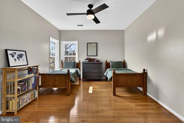 39054 OLD STAGE PL, Waterford, VA 20197