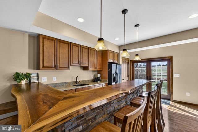 39054 OLD STAGE PL, Waterford, VA 20197