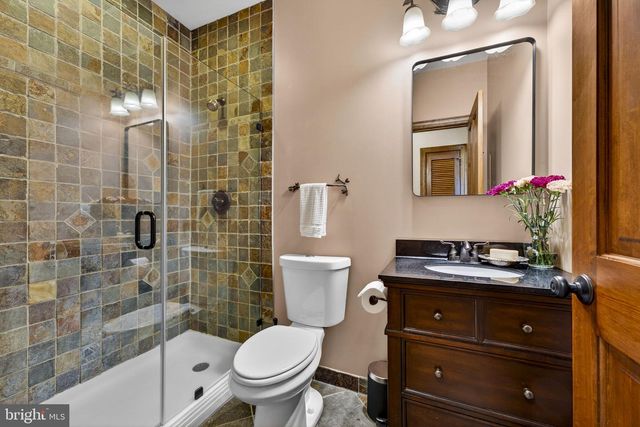 39054 OLD STAGE PL, Waterford, VA 20197