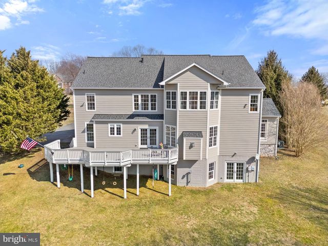 39054 OLD STAGE PL, Waterford, VA 20197