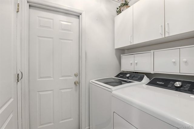 5 Wood Hollow Drive, Westhampton, NY 11977