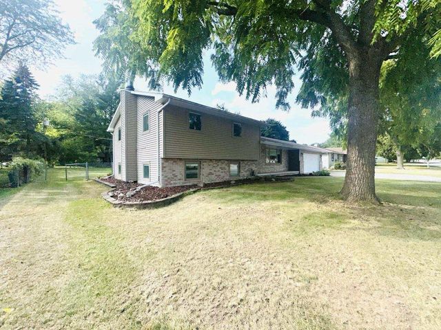 550 HARVEST ROAD, Green Bay, WI 54302