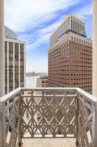 3 Hanover Sq Apt 19J, New York City, NY 10004