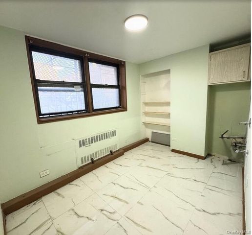 13870 Elder Avenue Avenue 1st floor unit, Flushing, NY 11355